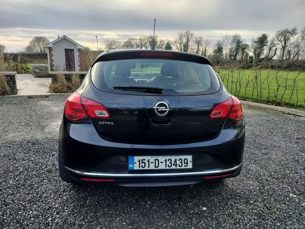Opel Astra MPV, Petrol, 2015, Black