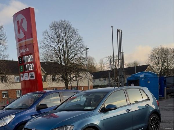 Volkswagen Golf Hatchback, Petrol, 2014, Blue