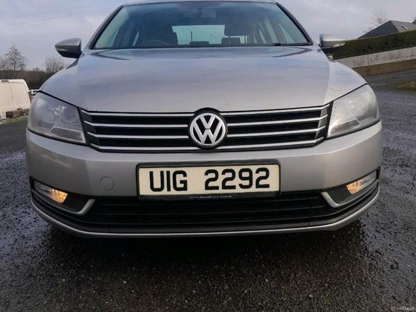Volkswagen Passat Saloon, Diesel, 2014, Silver
