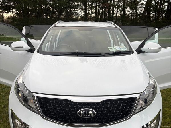 Kia Sportage SUV, Diesel, 2015, White