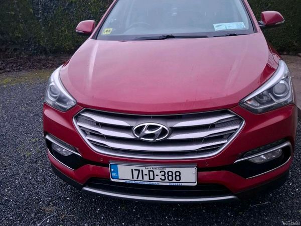 Hyundai Santa Fe SUV, Diesel, 2017, Red