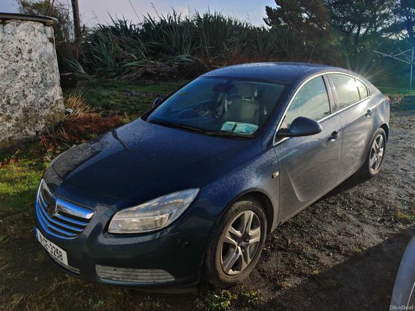 Vauxhall Insignia Hatchback, Diesel, 2011, Blue