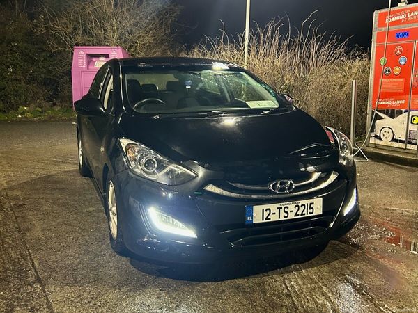 Hyundai i30 Hatchback, Diesel, 2012, Black