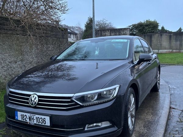 Volkswagen Passat Saloon, Diesel, 2018, Grey