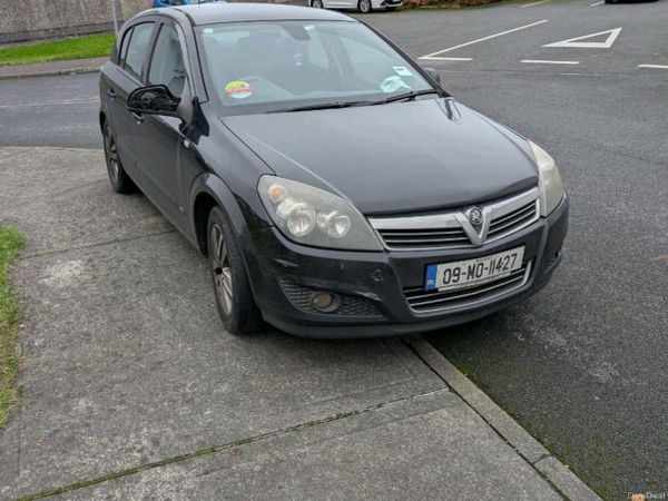 Vauxhall Astra Hatchback, Diesel, 2009, Black