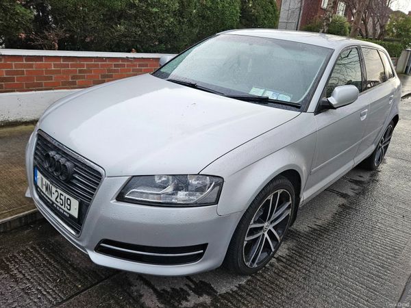 Audi A3 Hatchback, Diesel, 2011, Silver
