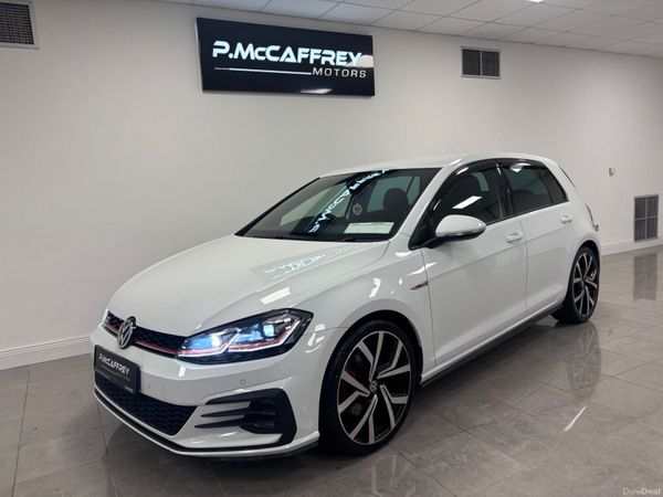 Volkswagen Golf Hatchback, Petrol, 2017, White