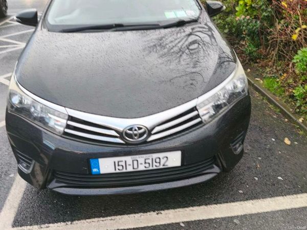 Toyota Corolla Saloon, Petrol, 2015, Black