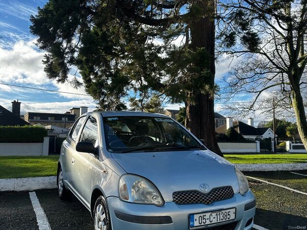 Toyota Yaris Hatchback, Petrol, 2005, Blue