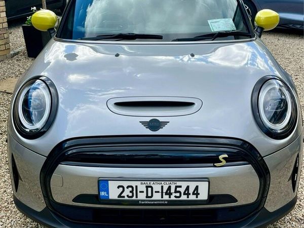 Mini Electric Hatchback, Electric, 2023, Grey