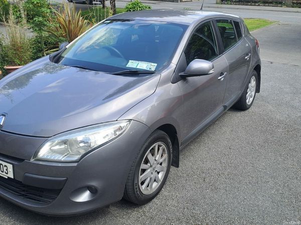 Renault Megane Hatchback, Diesel, 2012, Grey