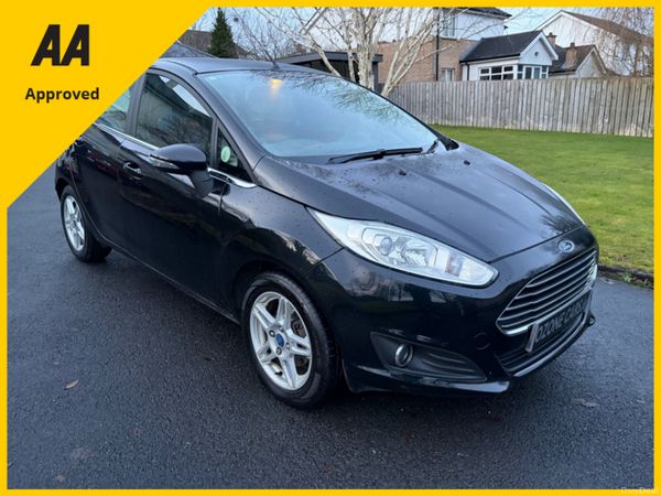 Ford Fiesta Hatchback, Petrol, 2014, Black