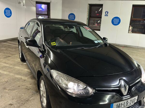 Renault Fluence Saloon, Diesel, 2014, Black