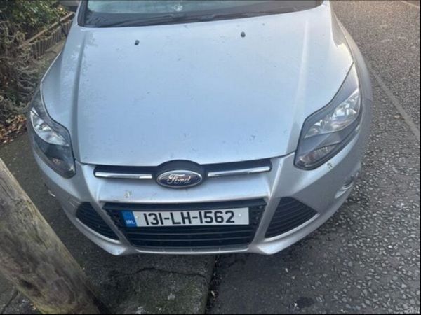 Ford Focus Hatchback, Petrol, 2013, Silver