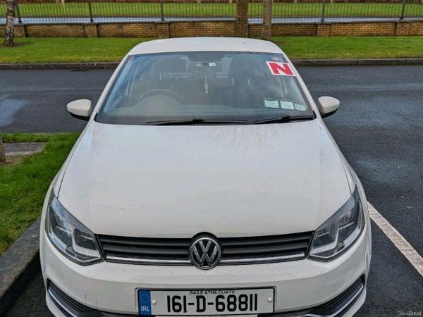 Volkswagen Polo Hatchback, Petrol, 2016, White