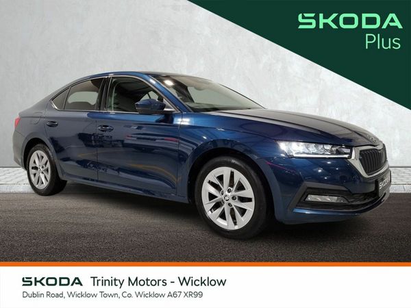 Skoda Octavia Saloon, Diesel, 2024, Blue