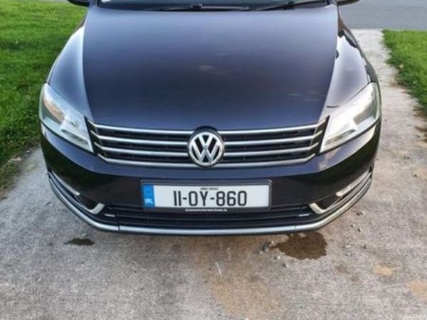 Volkswagen Passat Saloon, Diesel, 2011, Black