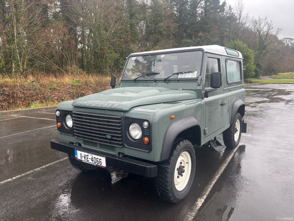 Land Rover Defender SUV, Diesel, 2011, Green