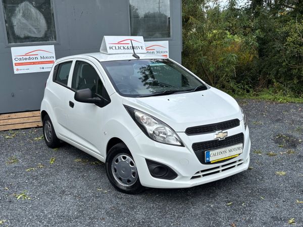 Chevrolet Spark Hatchback, Petrol, 2013, White