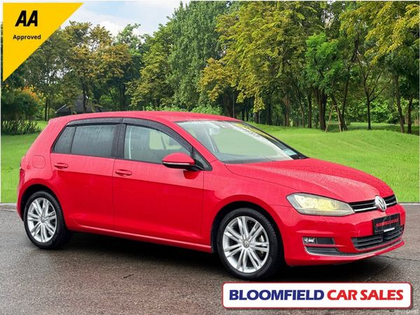 Volkswagen Golf Hatchback, Petrol, 2013, Red