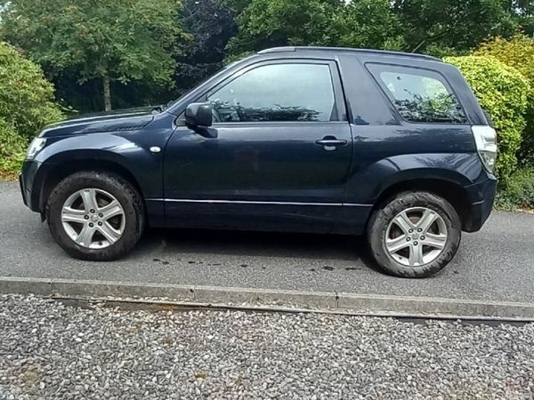 Suzuki Grand Vitara SUV, Petrol, 2007, Black