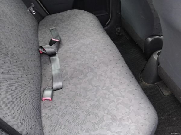 Toyota Vitz Hatchback, Petrol, 2010, Silver