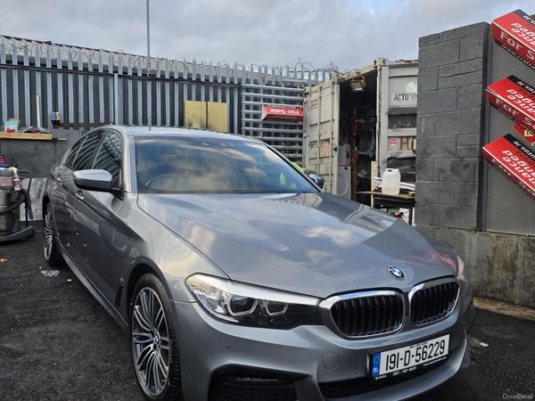 BMW 5-Series Saloon, Petrol Plug-in Hybrid, 2019, Blue