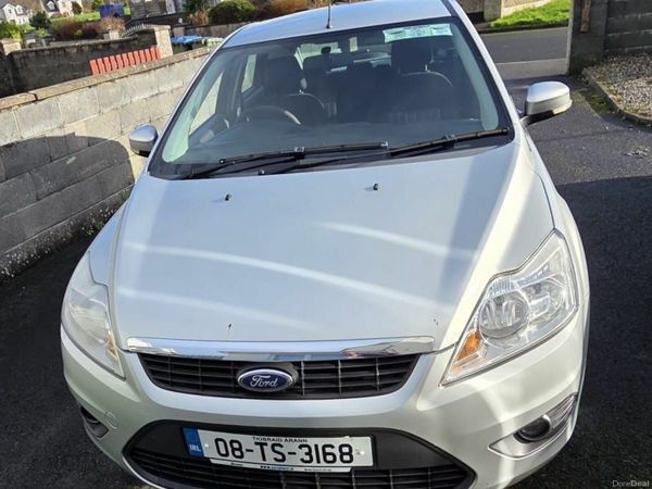 Ford Focus Hatchback, Petrol, 2008, Silver