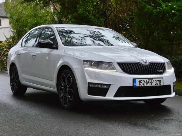 Skoda Octavia Saloon, Petrol, 2015, White