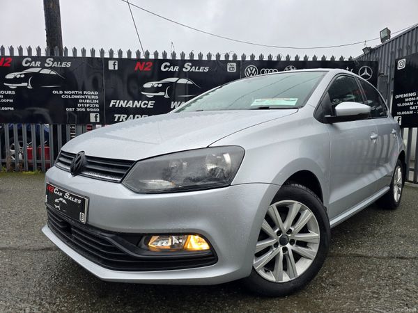 Volkswagen Polo Hatchback, Petrol, 2015, Silver
