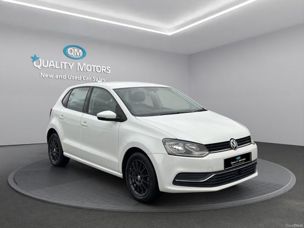 Volkswagen Polo Hatchback, Petrol, 2014, White
