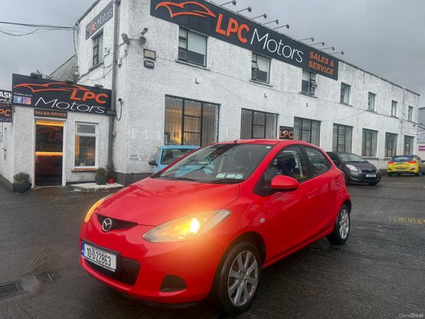 Mazda Mazda2 Hatchback, Petrol, 2010, Red