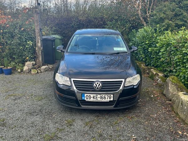 Volkswagen Passat Saloon, Diesel, 2009, Black