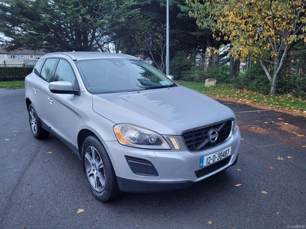 Volvo XC60 SUV, Diesel, 2012, Silver