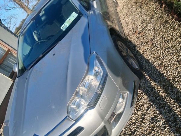 Citroen C5 Saloon, Diesel, 2010, Silver