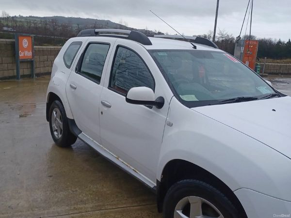 Dacia Duster SUV, Diesel, 2014, White
