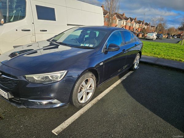 Opel Insignia Hatchback, Diesel, 2017, Blue