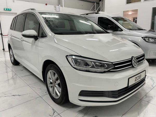 Volkswagen Touran MPV, Petrol, 2018, White
