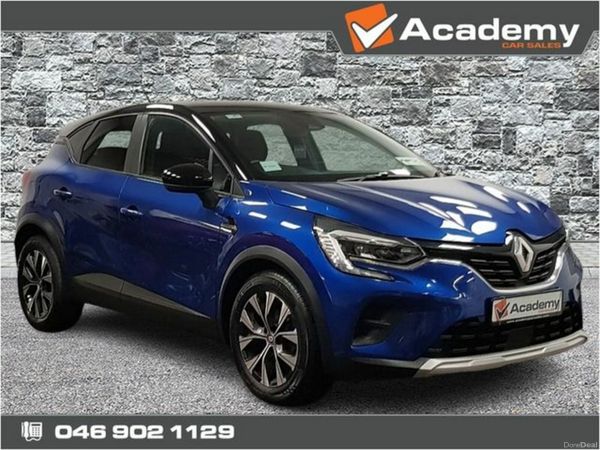 Renault Captur Hatchback, Petrol, 2022, Blue