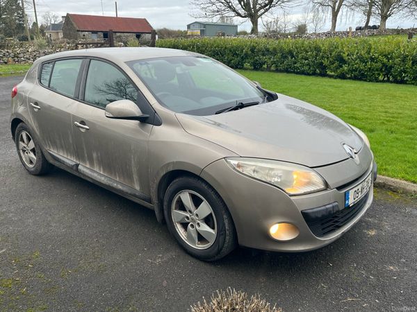 Renault Megane Hatchback, Diesel, 2009, Gold