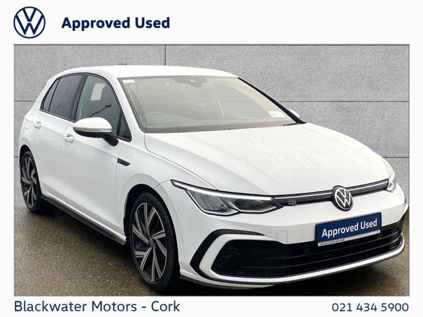 Volkswagen Golf Estate, Petrol, 2023, White