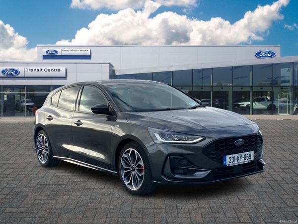 Ford Focus Hatchback, Petrol Hybrid, 2023, Grey