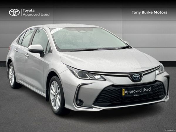 Toyota Corolla Saloon, Petrol Hybrid, 2024, Silver