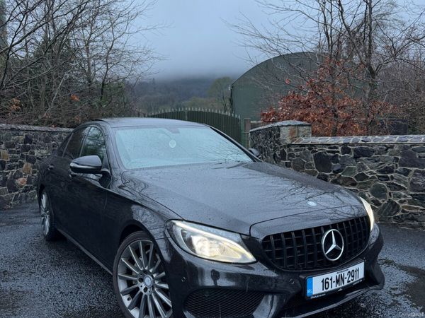 Mercedes-Benz 220 Saloon, Diesel, 2016, Black