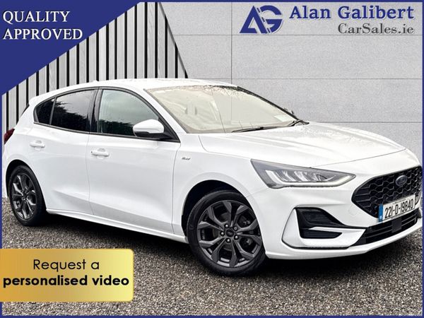 Ford Focus Hatchback, Petrol Hybrid, 2022, White