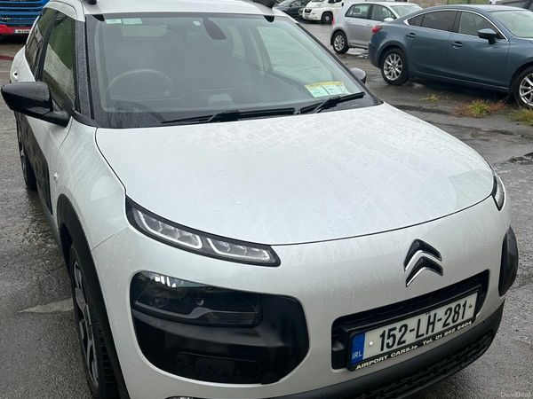 Citroen C4 Cactus Hatchback, Diesel, 2015, White