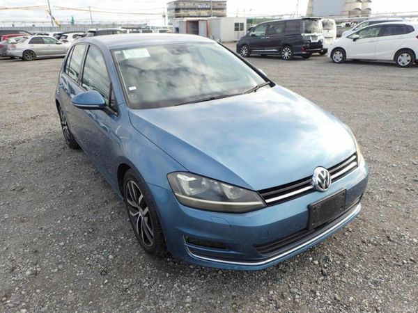 Volkswagen Golf Hatchback, Petrol, 2013, Blue