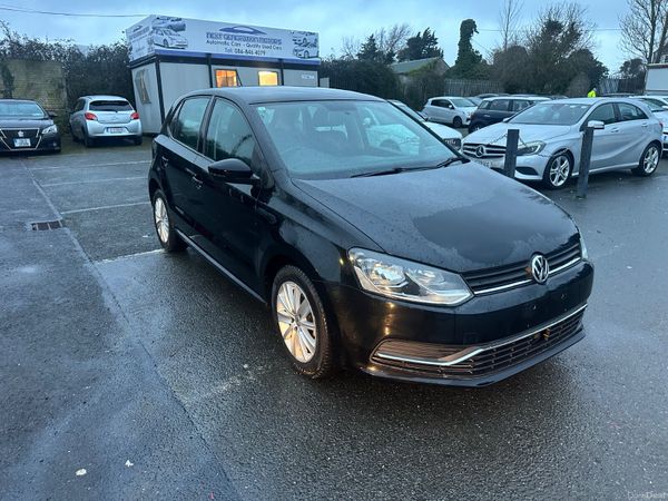 Volkswagen Polo Hatchback, Petrol, 2015, Black