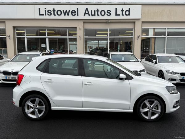 Volkswagen Polo Hatchback, Petrol, 2018, White