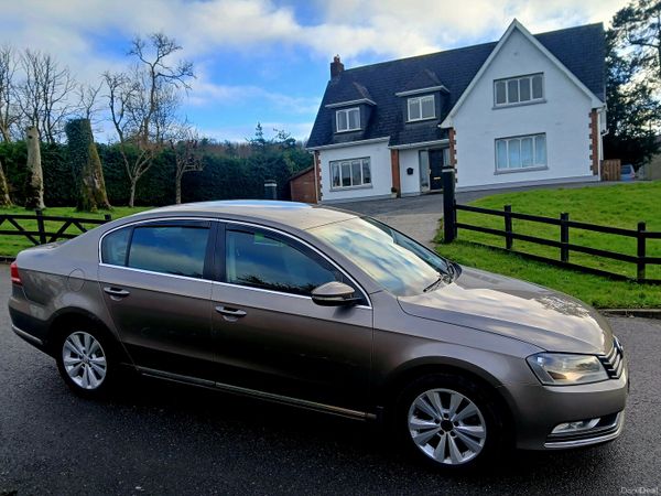 Volkswagen Passat Saloon, Diesel, 2011, Brown